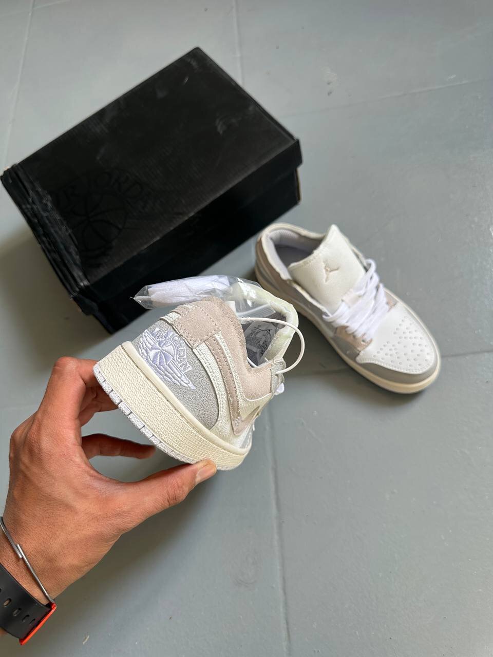 Jordan 1 Low SE Craft