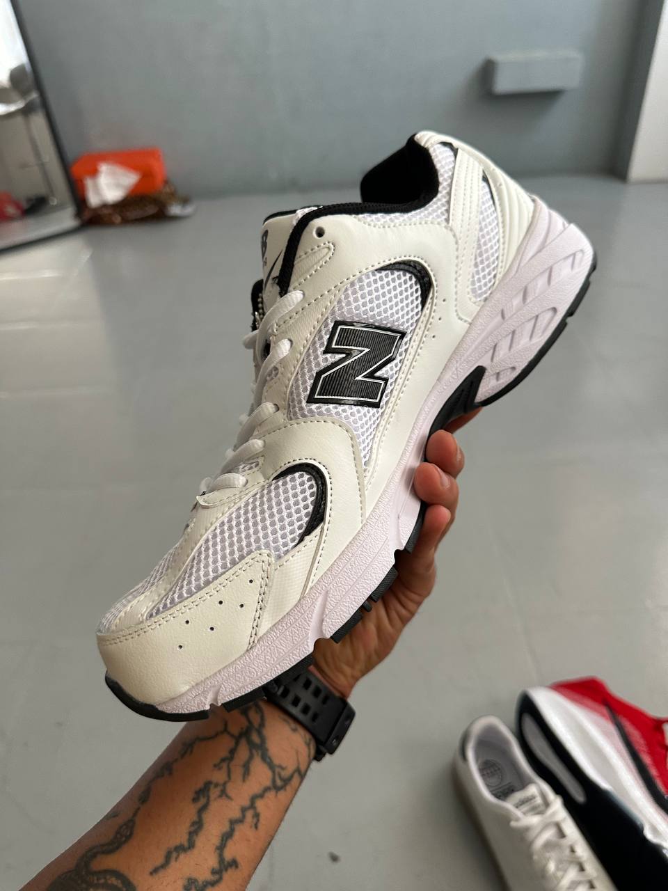Big Size Sneakers