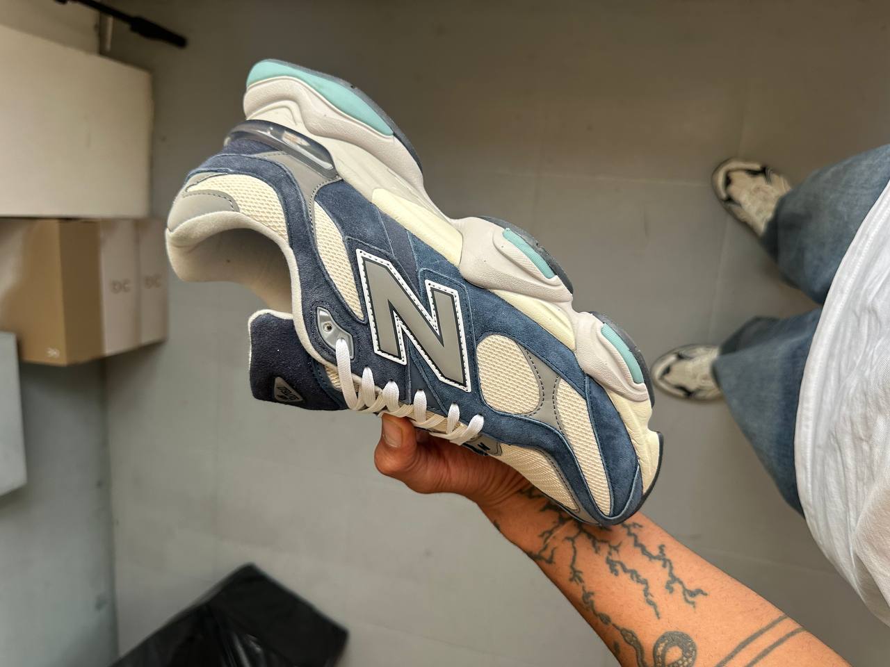 Big Size Sneakers