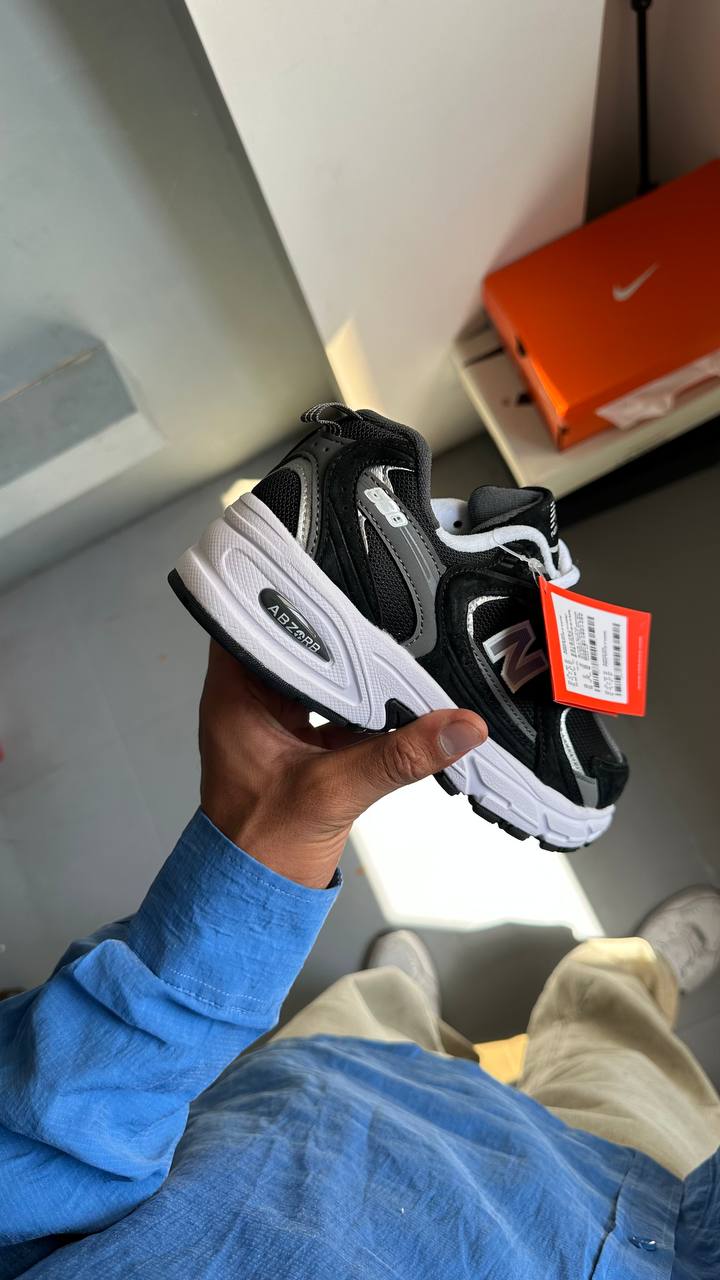 New Balance 530