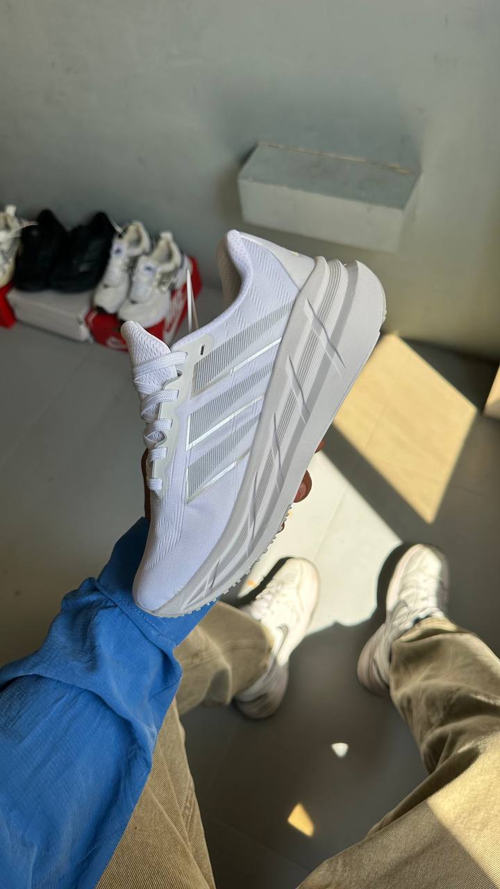 adidas Adistar 3
