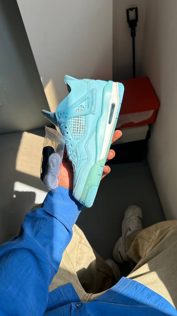 Jordan 4